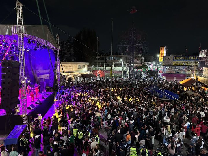 ¡Los esperamos en la explanada municipal LaPazLaConstruimosTodos