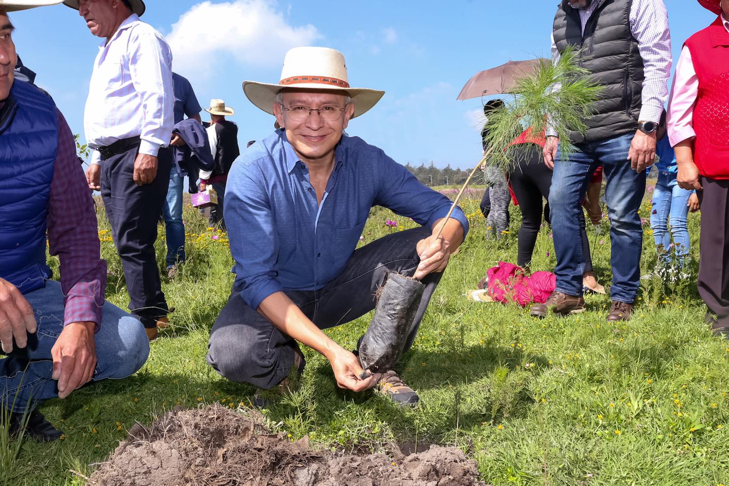 ¡Quien planta un arbol nos regala un mundo mejor