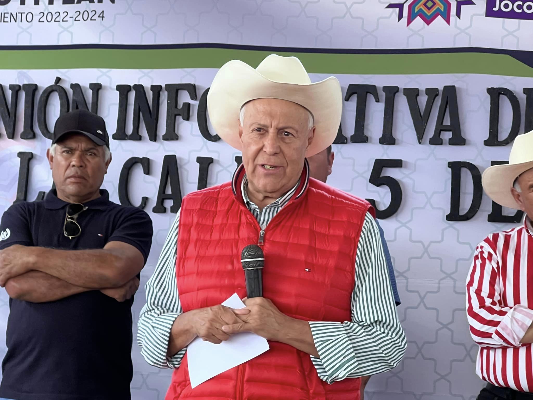 1696167845 16 En la Comunidad de Los Reyes el Presidente Municipal Jesus