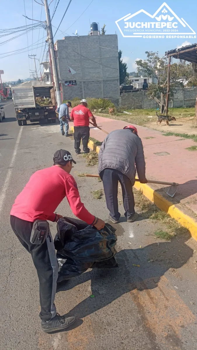 1696179647 963 Limpieza ¡Manteniendo nuestra comunidad impecable El Gobierno Municipal