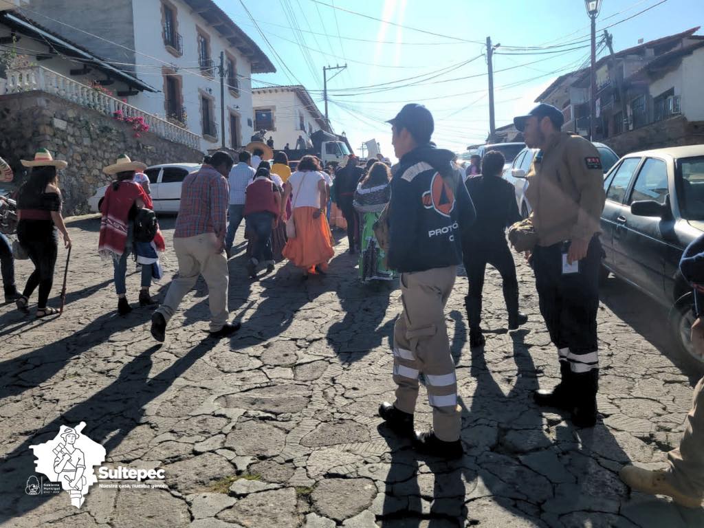 1696278108 192 Bajo la direccion del Presidente Municipal Lic Jose Alberto Mejia