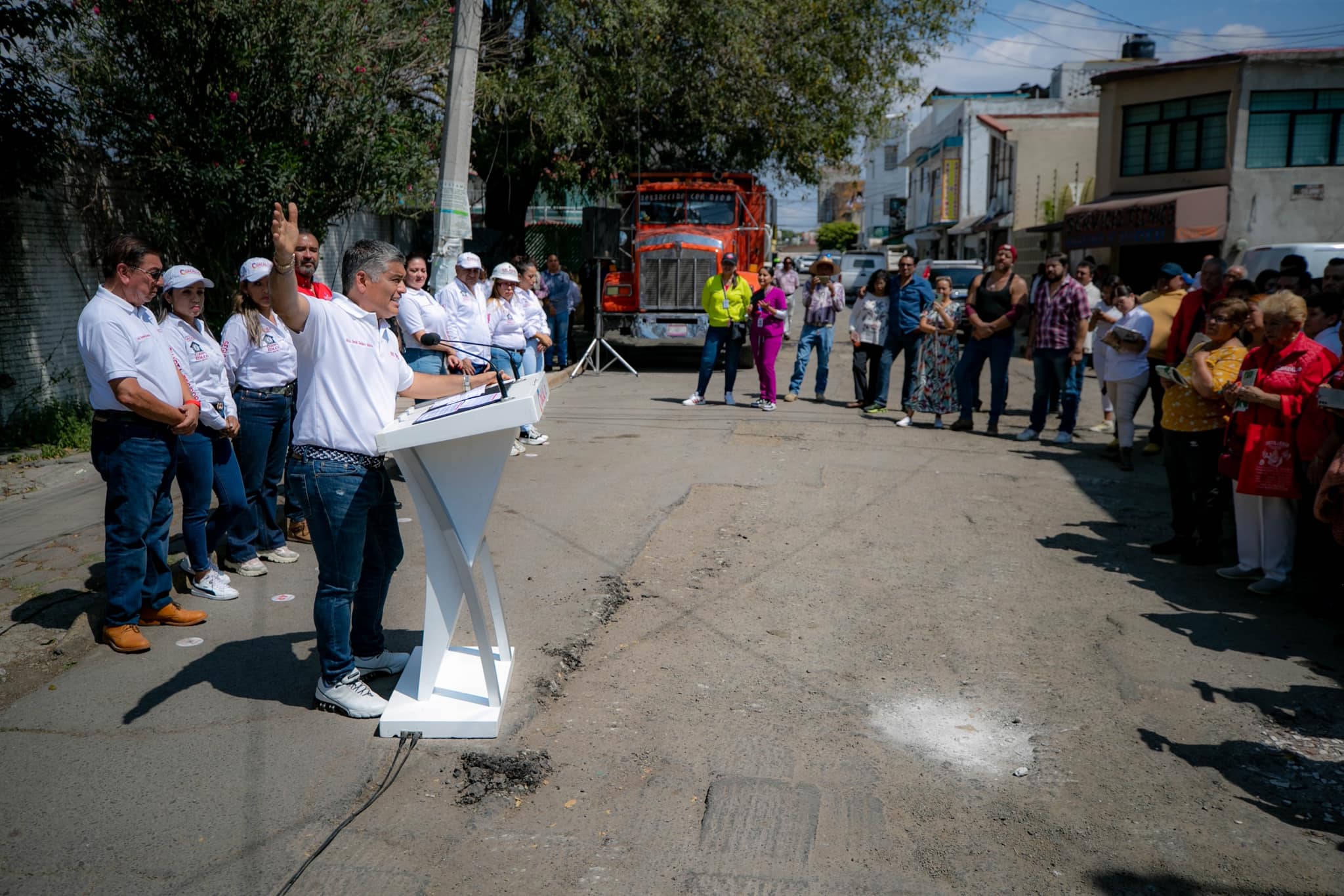 1696349369 459 Nuestro presidente municipal David Sanchez Isidoro dio banderazo de inicio