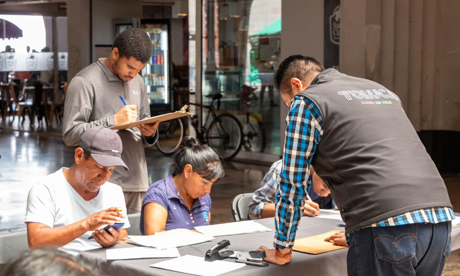 1696360945 472 Cada vez mas toluquenos encuentran trabajo gracias a nuestro MartesDeEmpleo