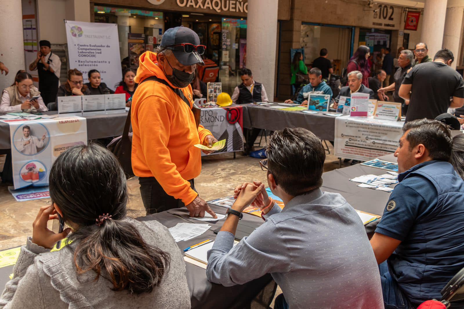 1696360951 937 Cada vez mas toluquenos encuentran trabajo gracias a nuestro MartesDeEmpleo