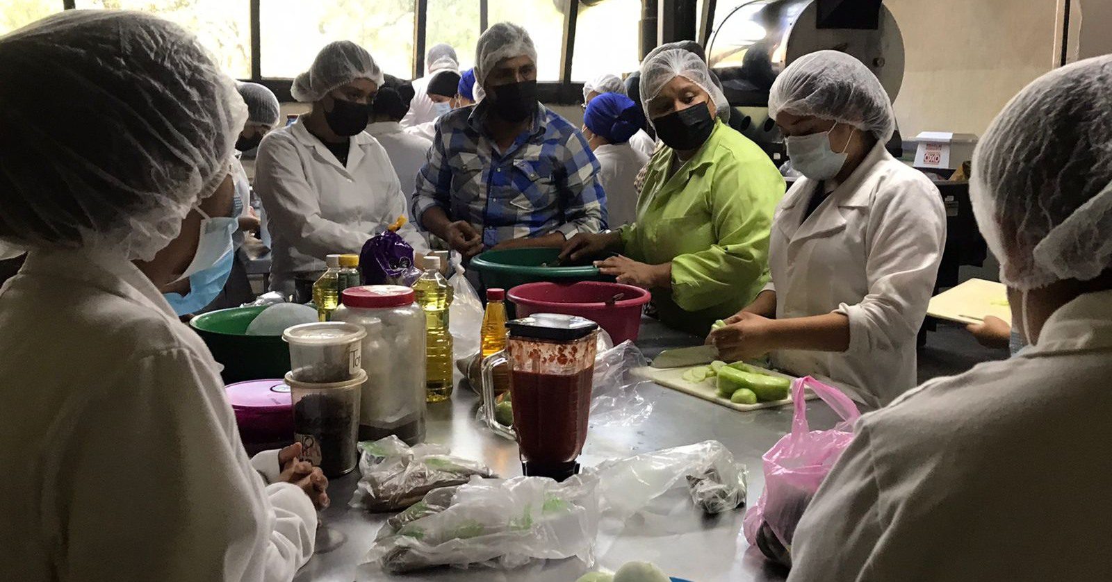 1696365961 145 La Direccion de la mujer de Tejupilco continua trabajando localmente