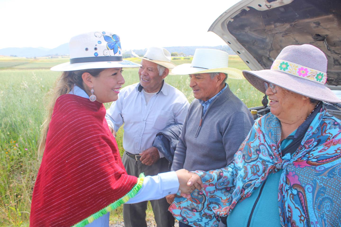 1696446044 413 La Presidenta Miriam Garcia e integrantes del Cabildo hicieron entrega