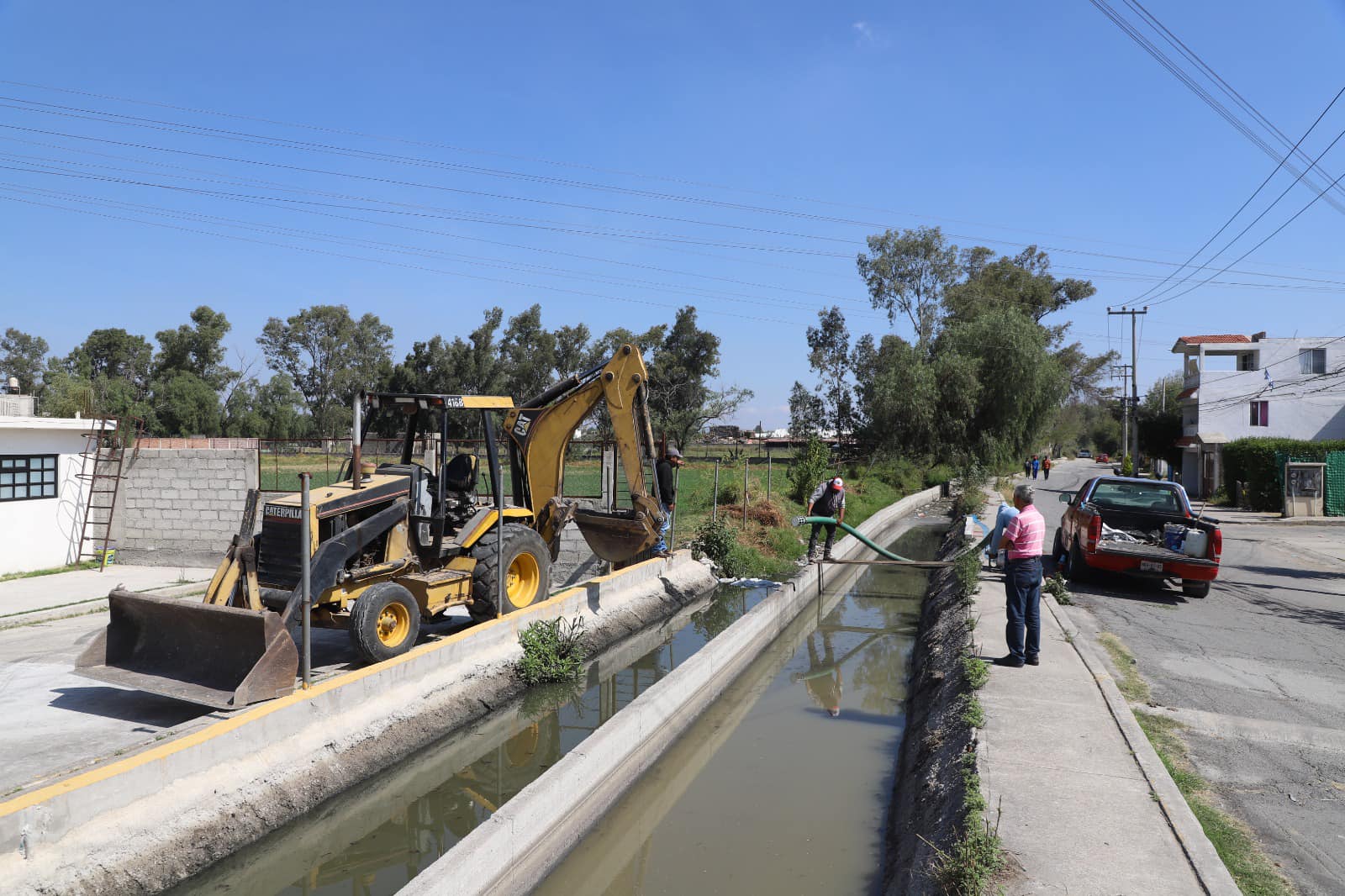 1696457291 828 Seguimos avanzando en los trabajos del entubamiento del Canal de