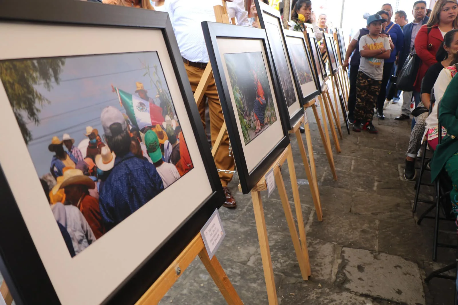 1696460887 Exposicion fotografica Pensamiento vida y tradicion de Ixtlahuaca con la jpg