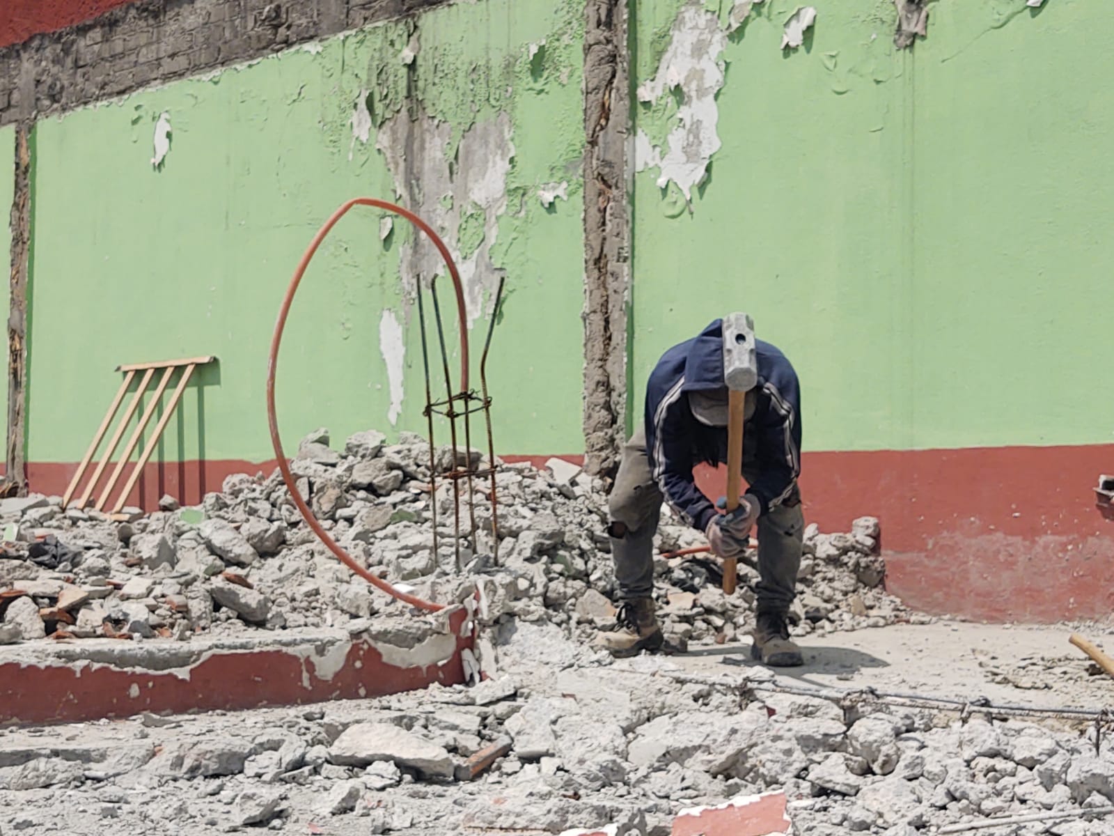 1696463162 774 Construir una biblioteca es crear puertas a otras vidas