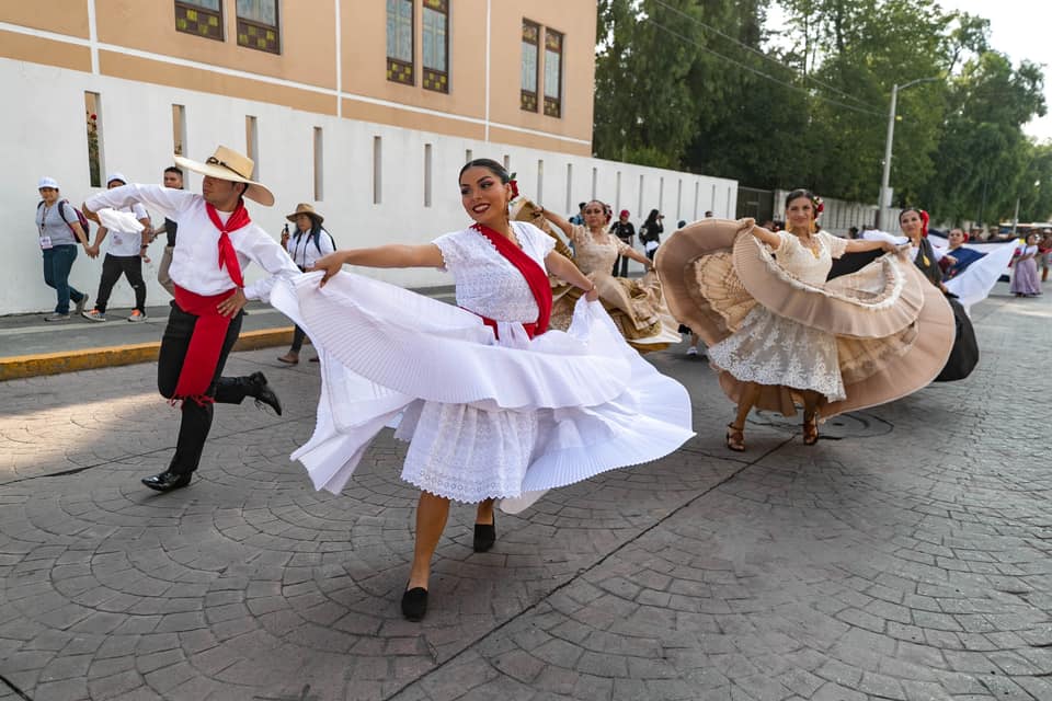 1696522163 124 ¡Asi vivimos la funcion estelar del Vll Festival Internacional de