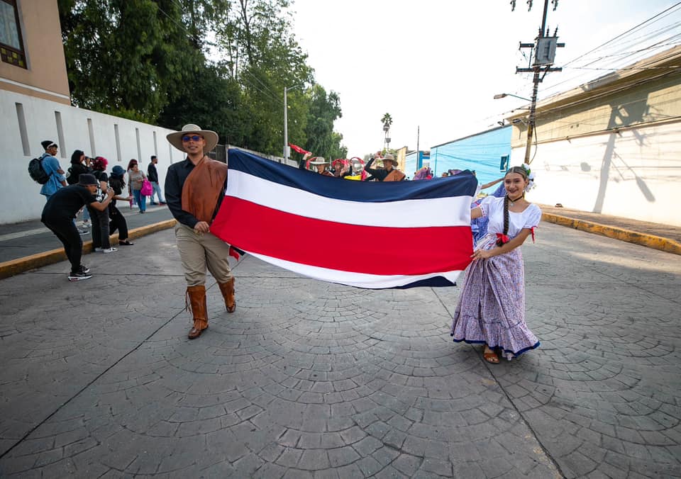 1696522168 335 ¡Asi vivimos la funcion estelar del Vll Festival Internacional de