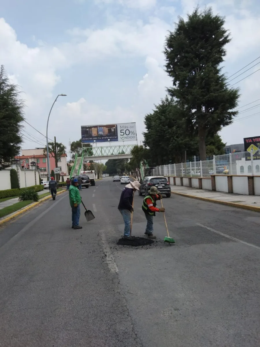 1696542315 791 Hoy seguimos dando todo para terminar con los baches el