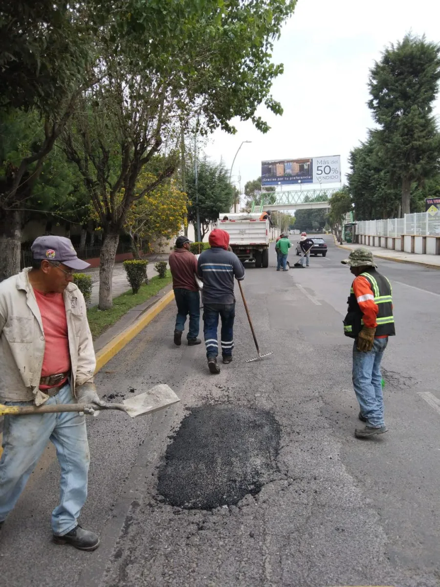 1696542326 727 Hoy seguimos dando todo para terminar con los baches el