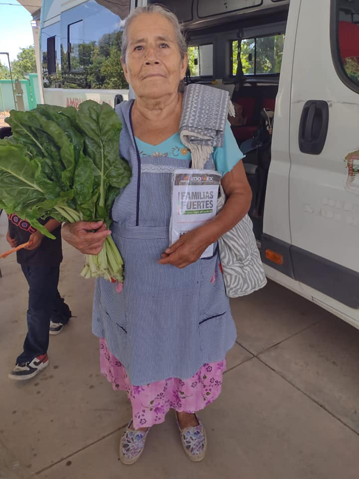 1696598187 320 El Sistema Municipal DIF de Zumpahuacan acudio el dia de