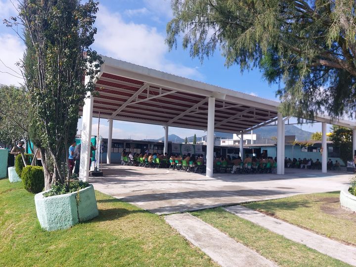 1696607177 Estamos por entregar la nueva techumbre de la Escuela Secundaria