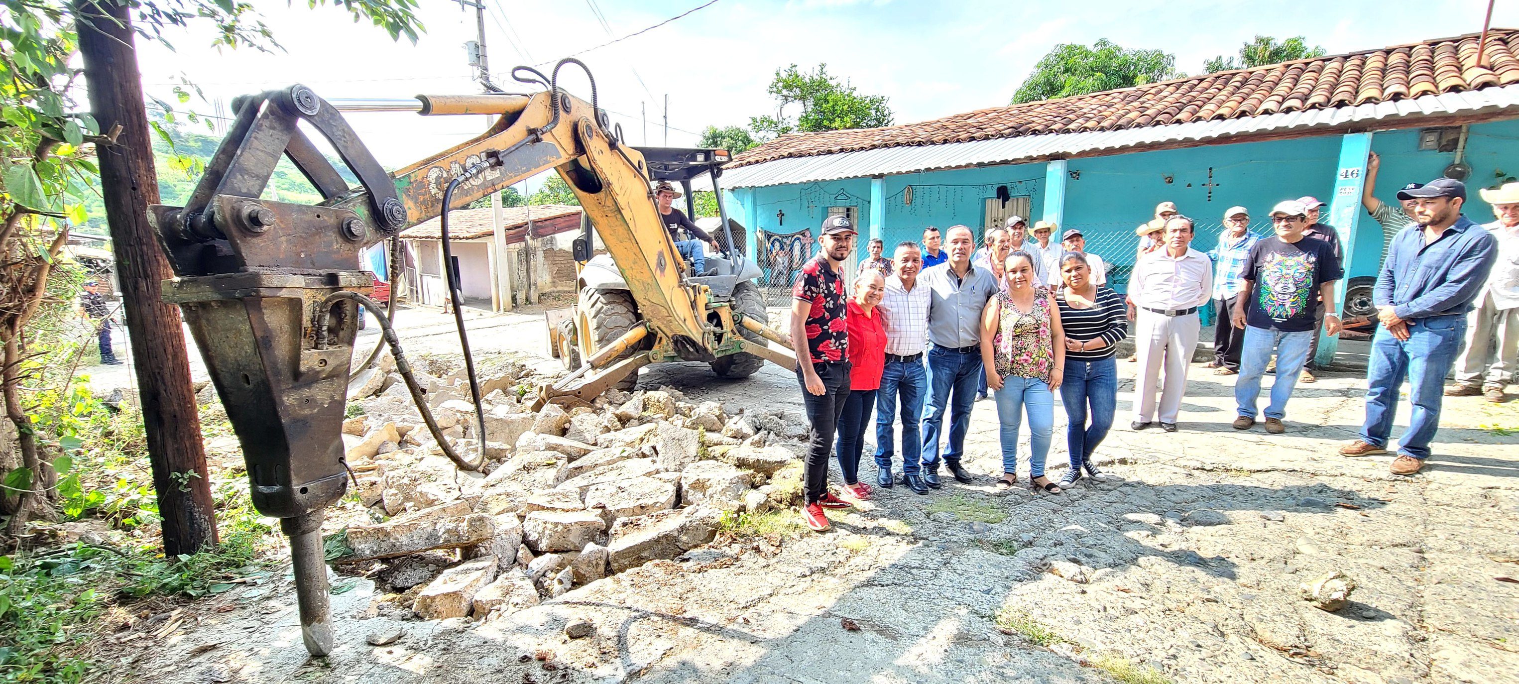 1696610237 715 Estamos dando inicio a la construccion de la calle Nicolas