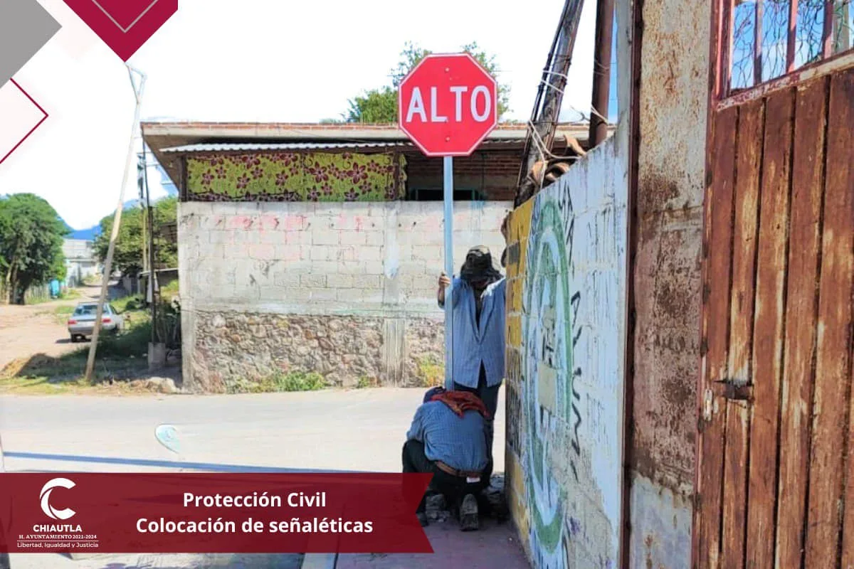 1696619452 El equipo de ProteccionCivil de nuestro municipio realiza colocacion de jpg