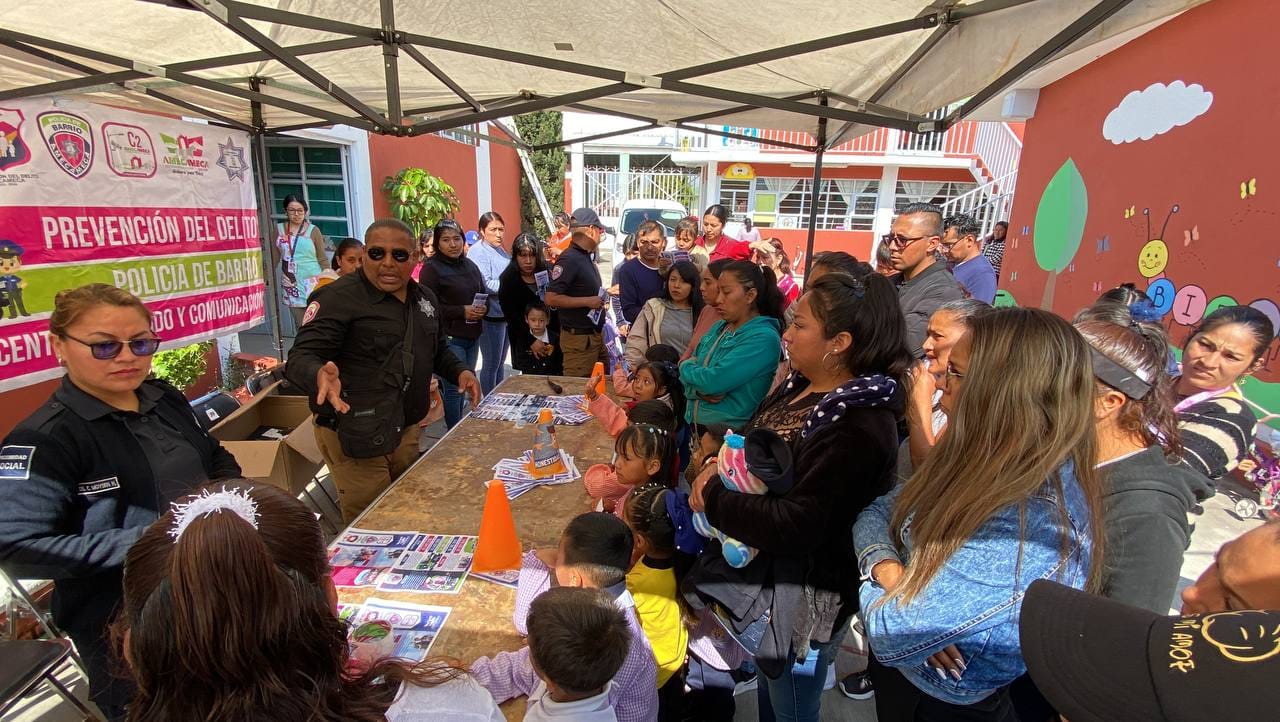 1696634209 238 La FeriaPorTuSeguridad sigue recorriendo las escuelas del municipio en esta