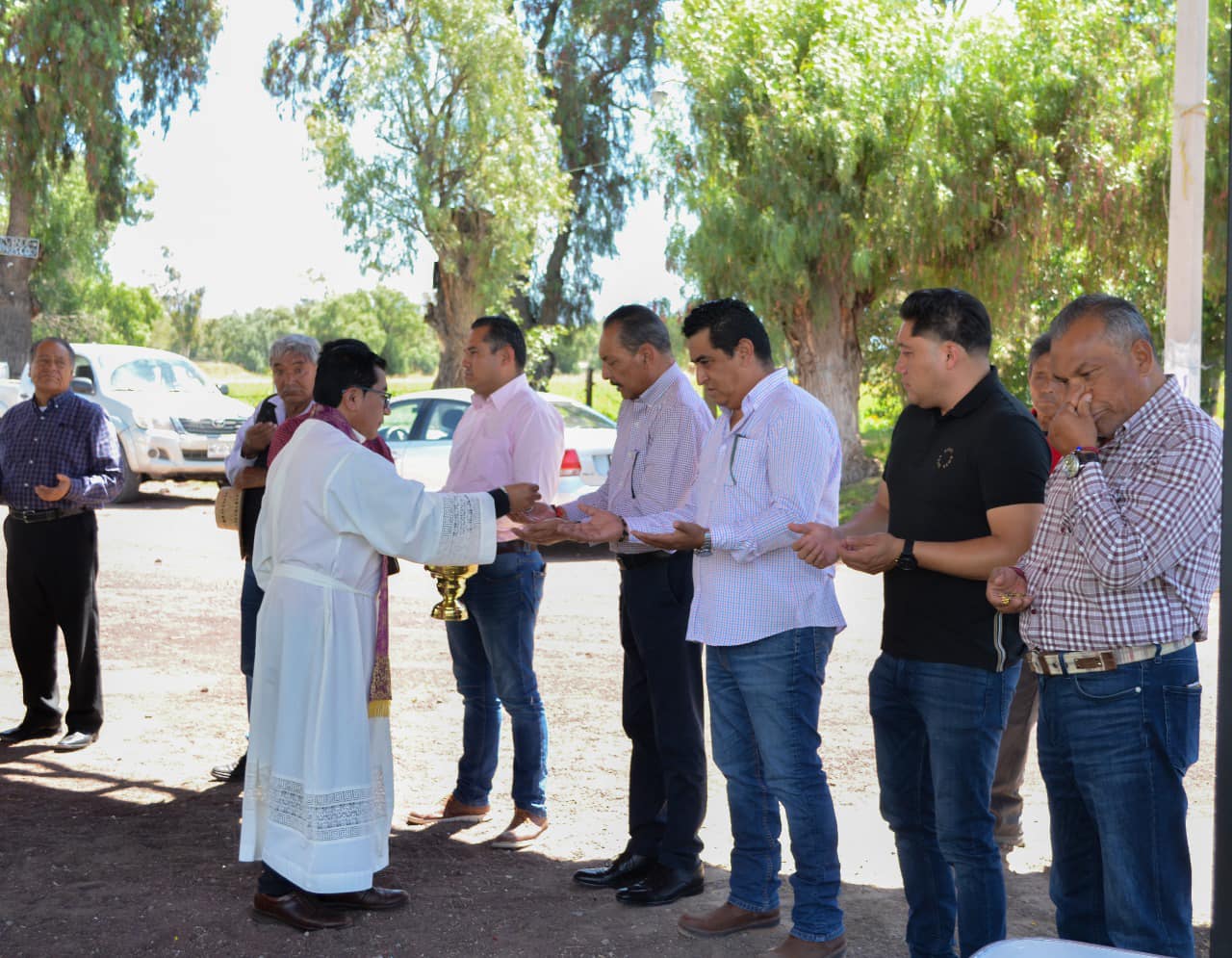 1696699659 8 La tarde de ayer nuestro Presidente Municipal Mario Paredes de