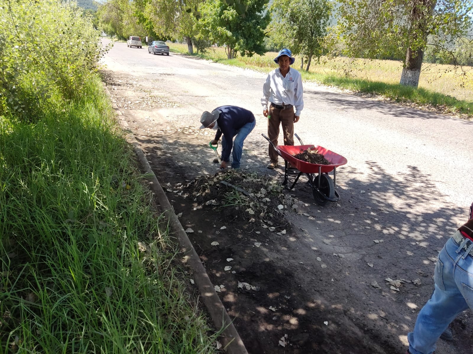 1696704176 738 Seguimos trabajando por ti JoseLuisEspinoza Damos mantenimiento constante par