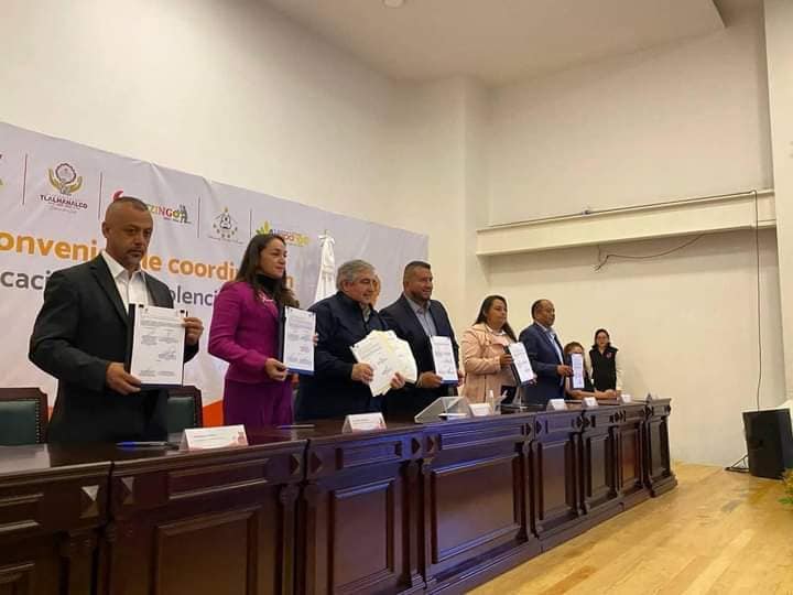 1696705954 48 El dia de hoy Presidentes Municipales realizamos la firma de