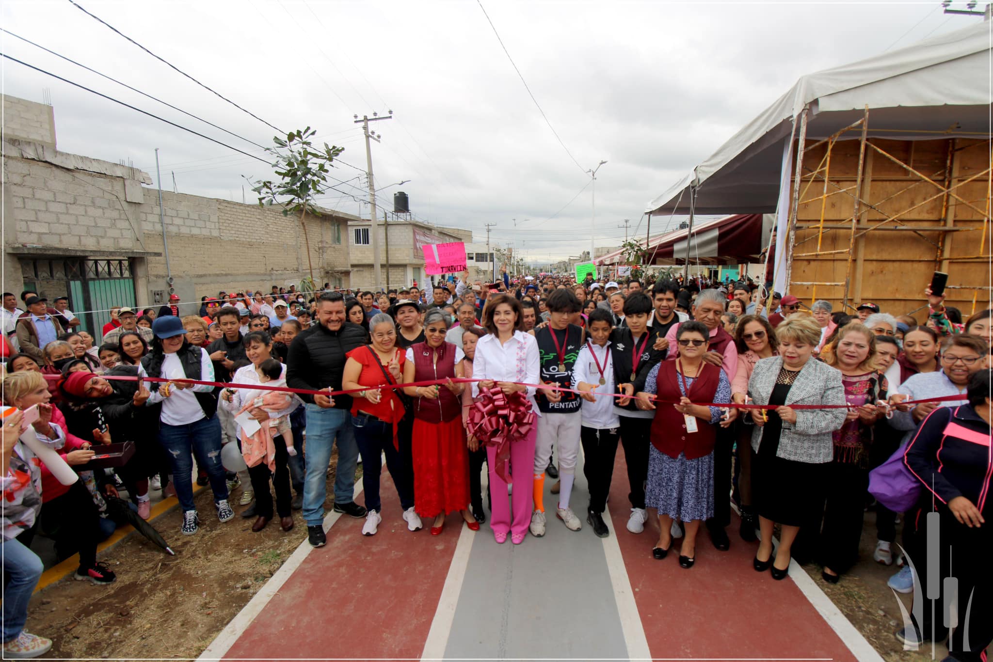 1696783875 649 GALERIA Gran inauguracion de la 𝐀𝐯𝐞𝐧𝐢𝐝𝐚 𝐒𝐚𝐧𝐭𝐚 𝐂𝐞𝐜𝐢𝐥𝐢𝐚 Con