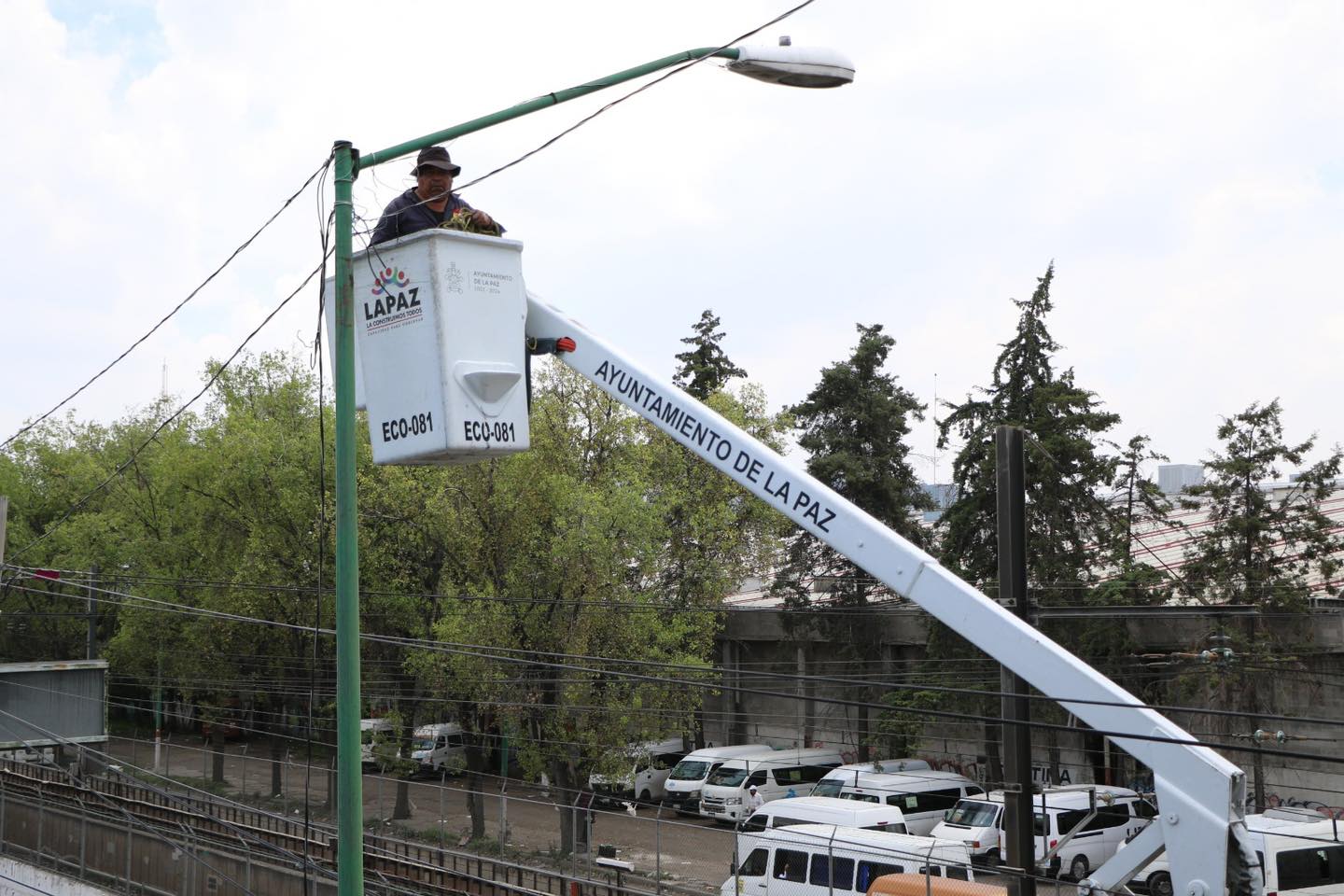 1696879238 764 SERVICIOS A traves de la Direccion de Alumbrado Publico