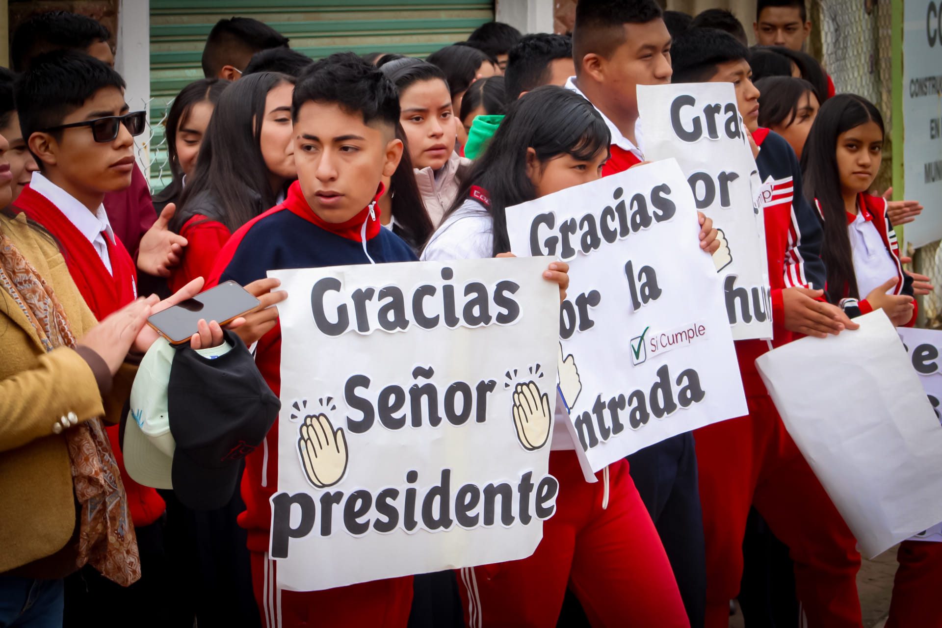 1696880537 868 Para brindar una mayor seguridad a alumnos y la ciudadania