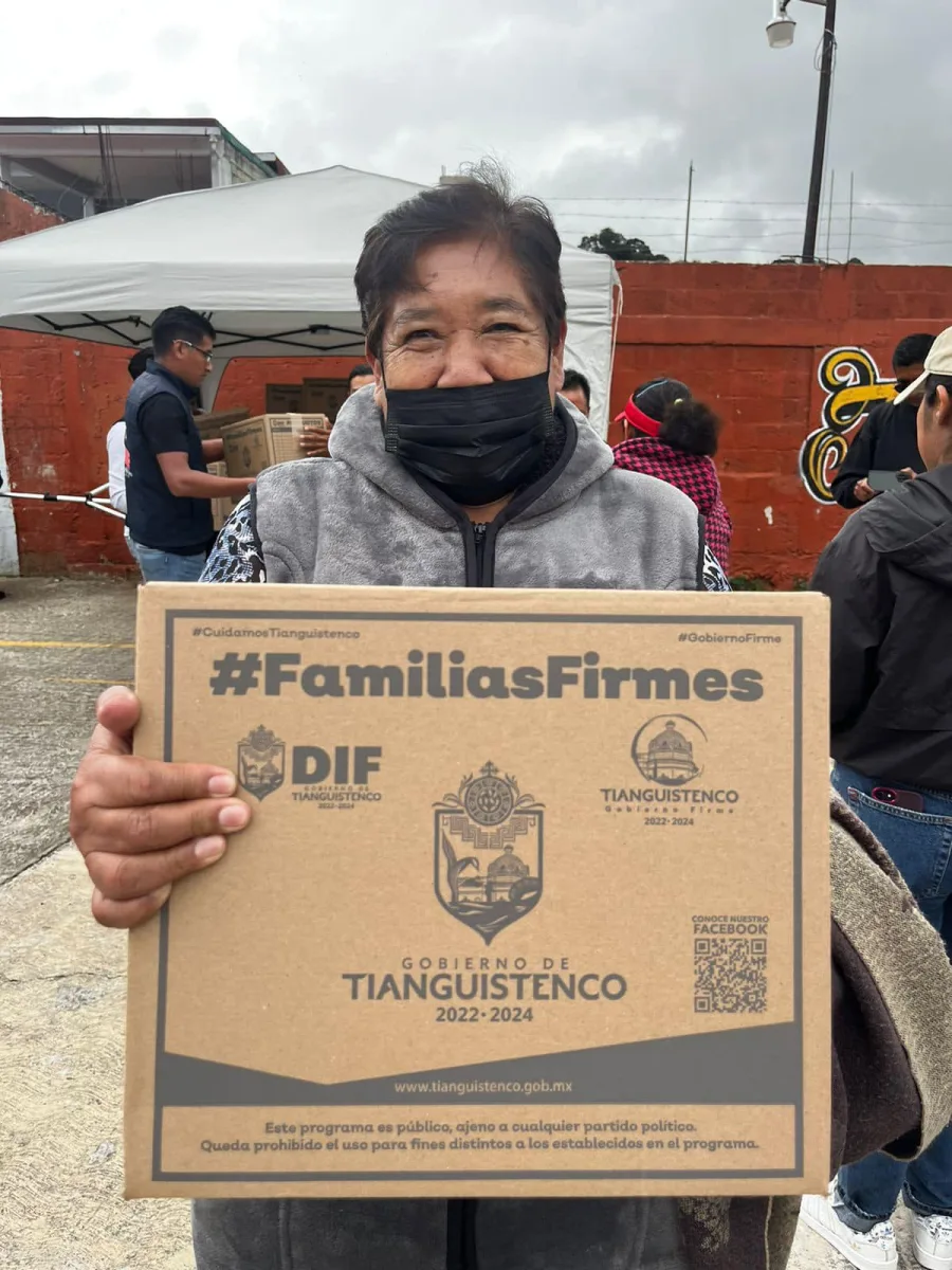 1697112405 210 Hicimos entrega de la canasta alimentaria FamiliasFirmes en Mezapa 1a