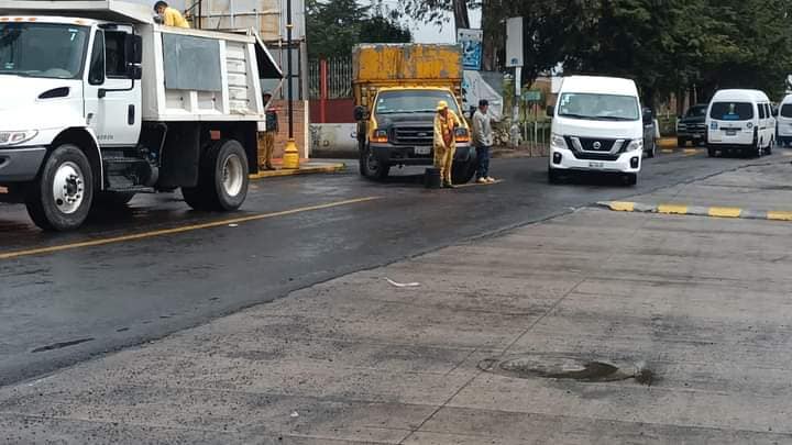 1697114413 Bacheo El dia de se inicio el bacheo de las