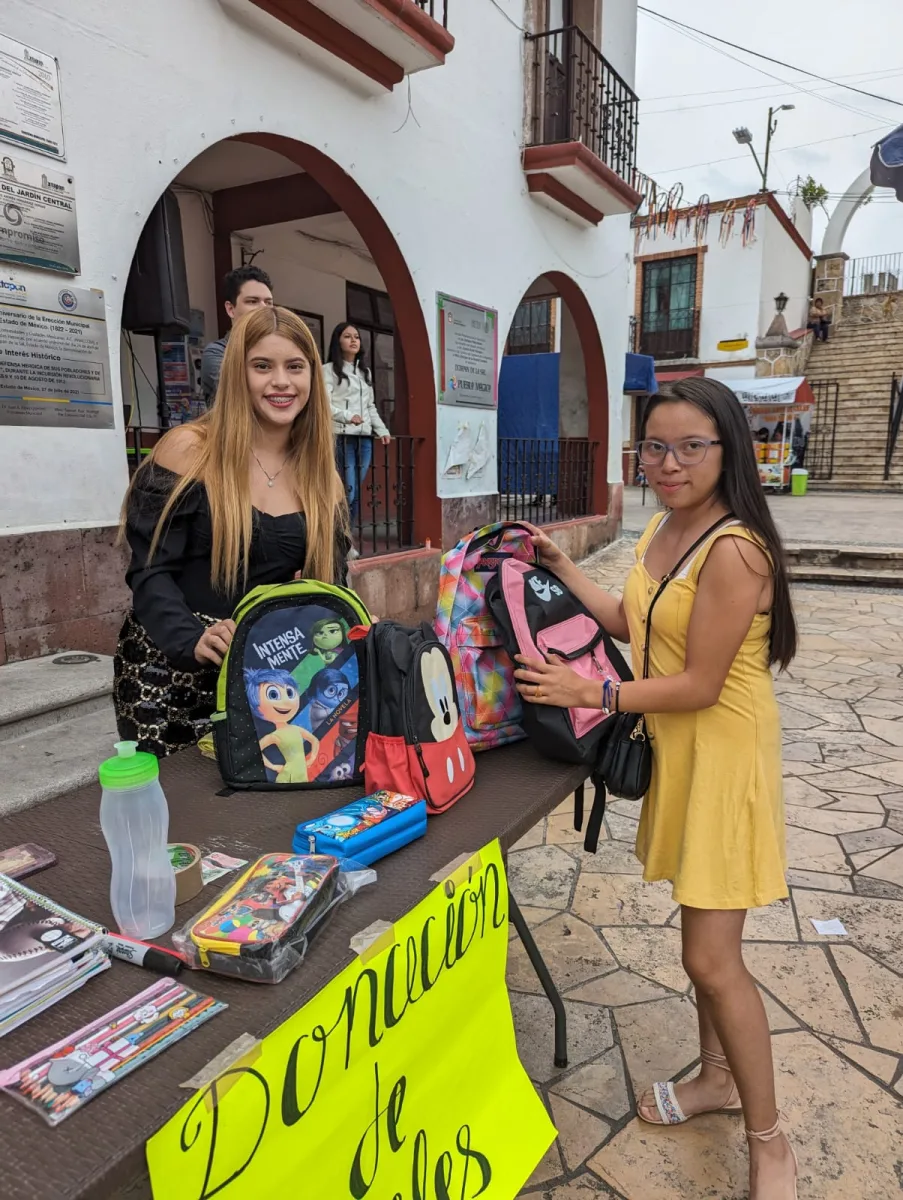 1697116670 753 PorAmoraIxtapan Las senoritas que participaron en el certamen Reina