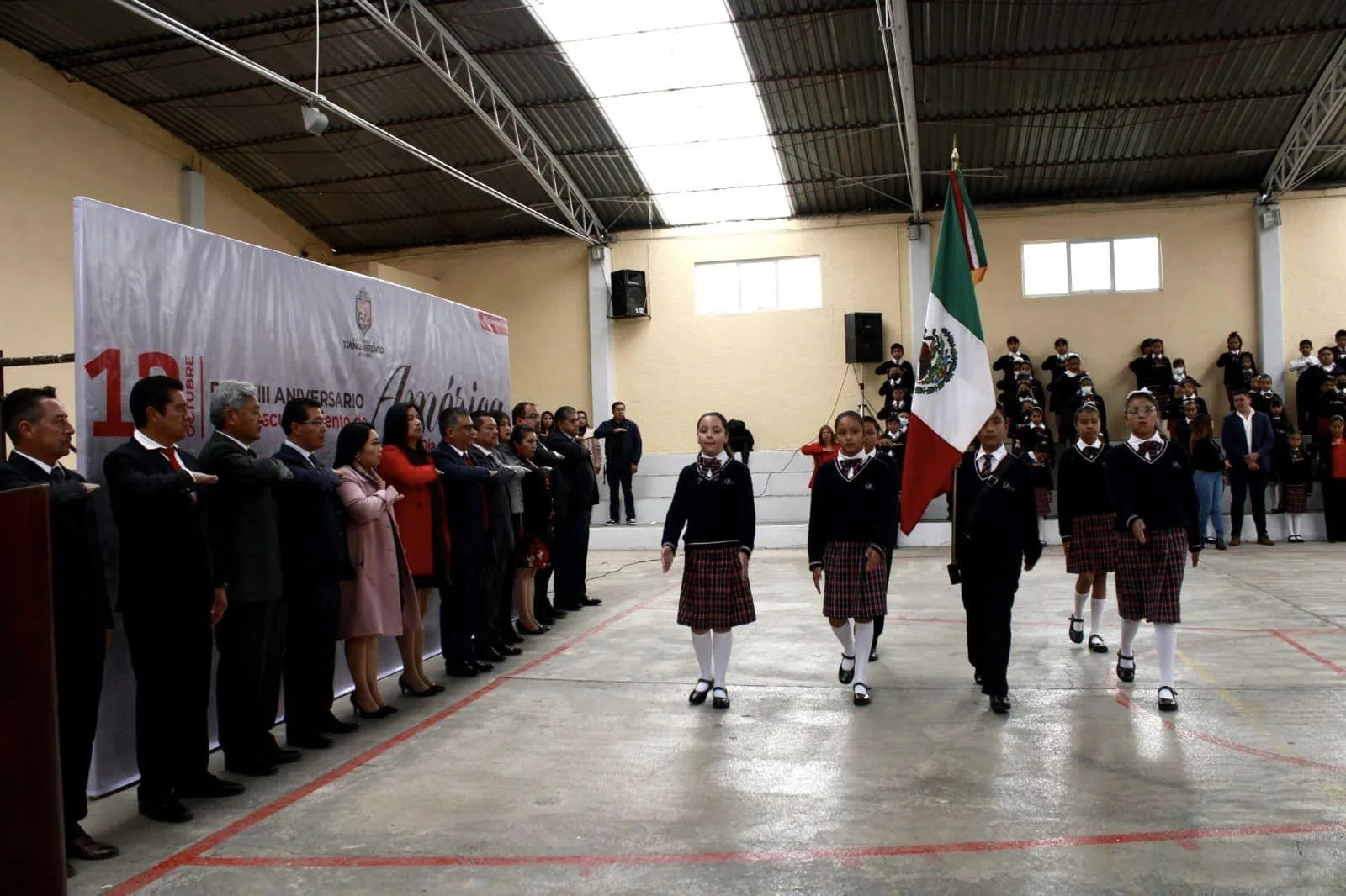 1697127059 Ceremonia Civica Conmemorativa Aniversario del Descubrimiento de America Dia d jpg