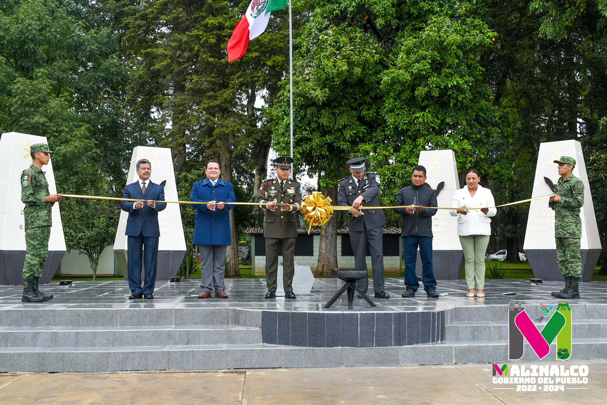 1697128160 876 Nuestro Presidente municipal Juan Leonardez en compania de la sindica