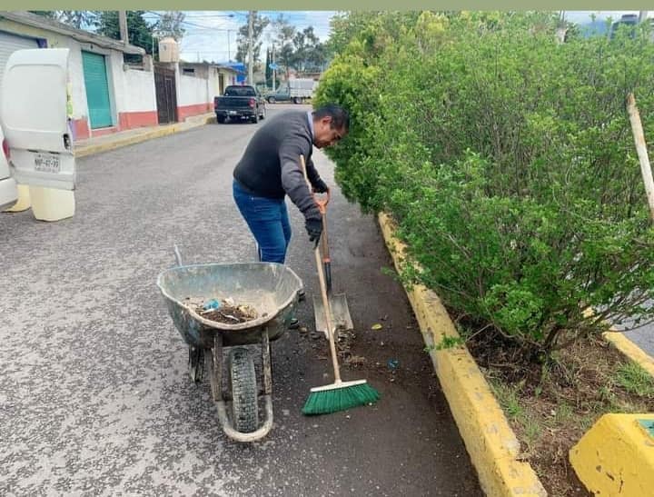 1697138345 Seguiremos trabajando para mantener los espacios deportivos en optimas condicion