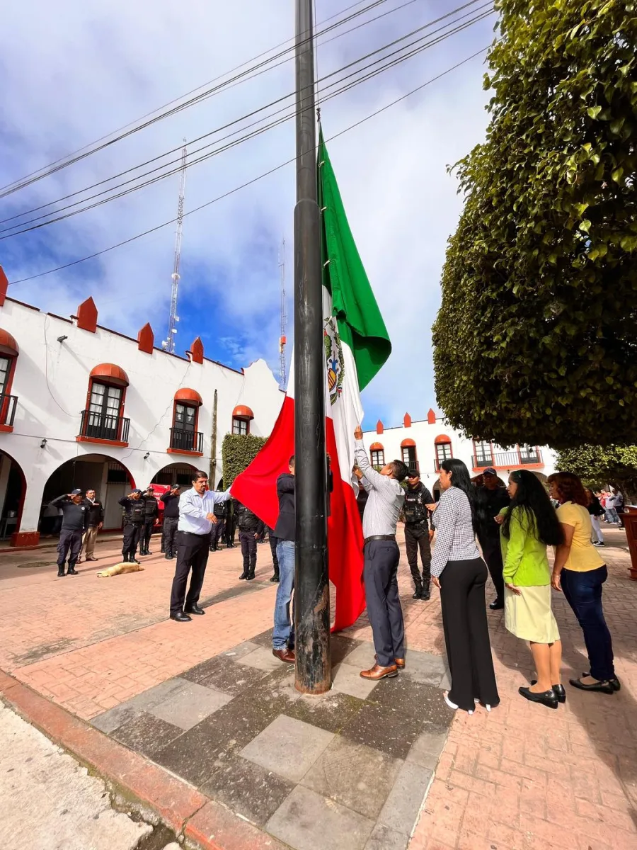 1697139817 845 Hoy el Presidente Municipal Lic Obed Santos Rojo acompanado de