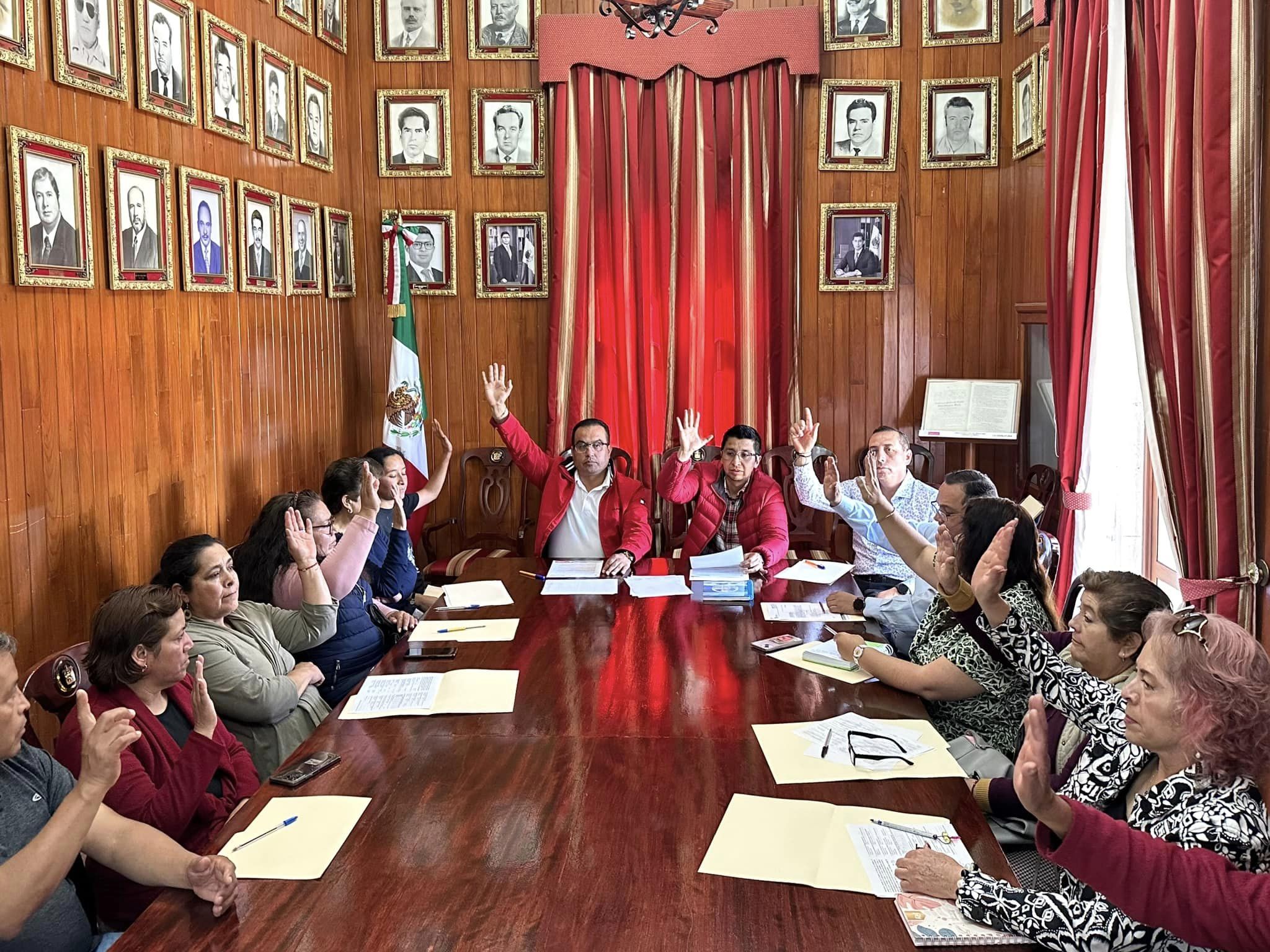 1697145556 20 El Presidente Municipal Jesus Cedillo Gonzalez encabezo la Sesion del