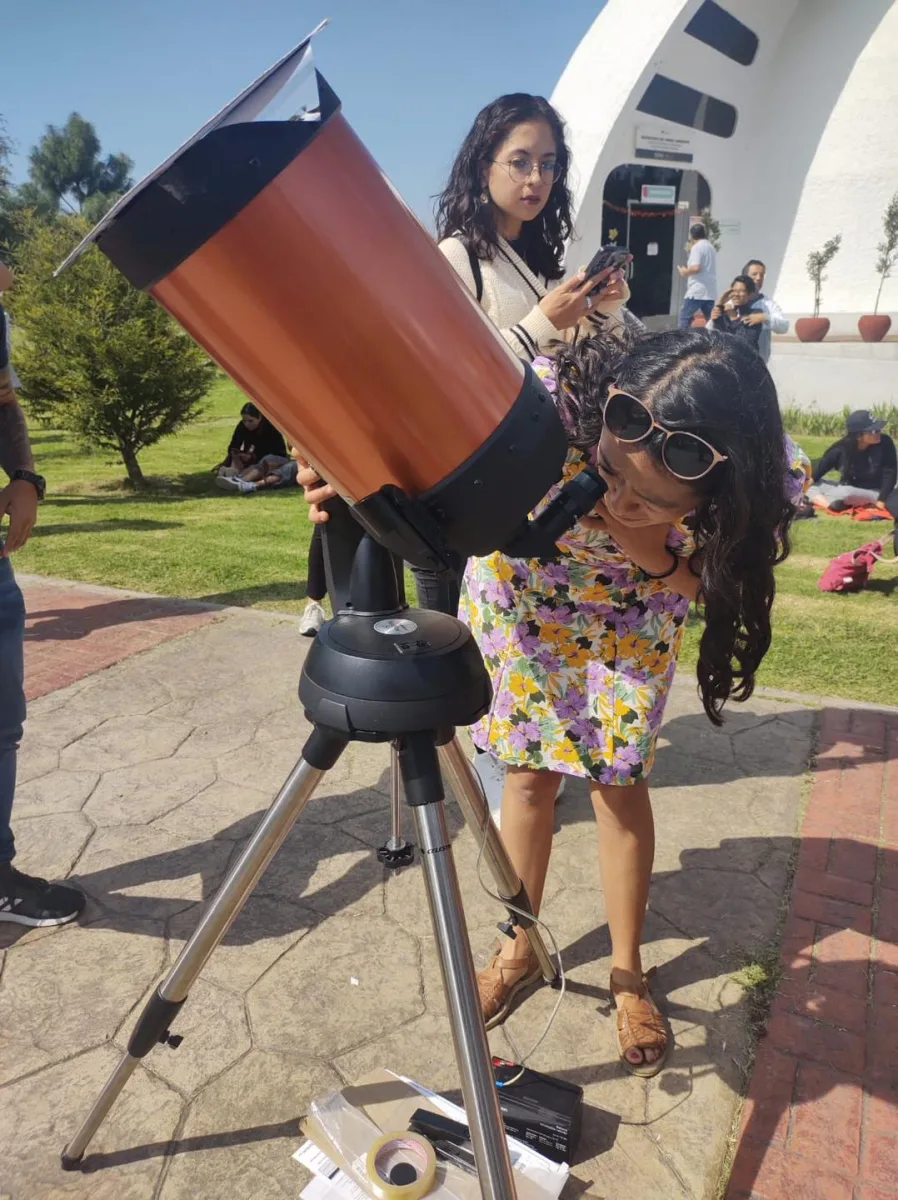 1697304080 387 Asi el eclipse anular de sol en estos momentos Es