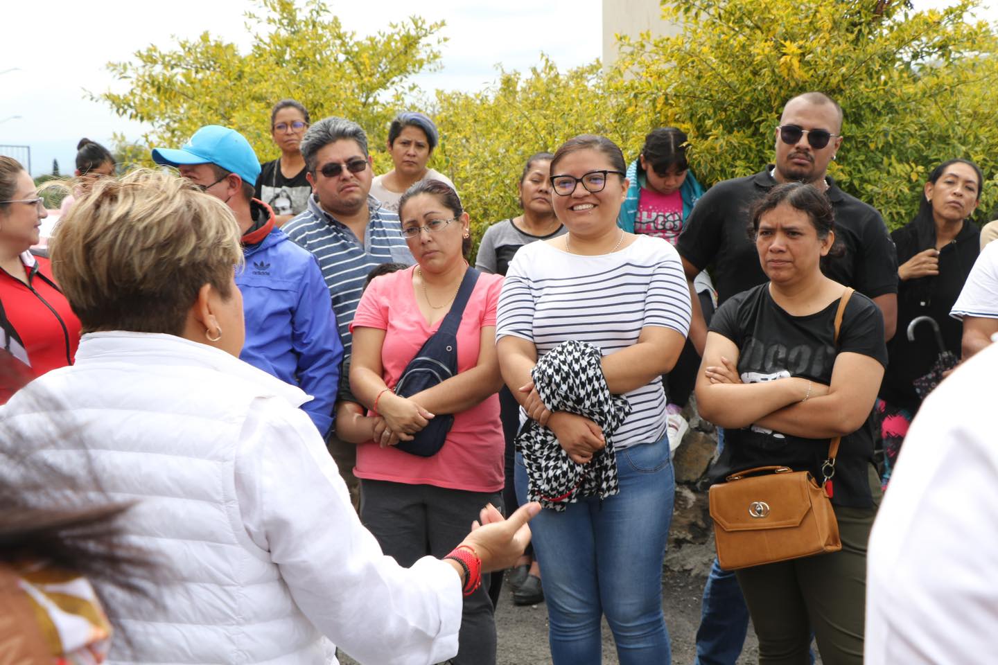 1697323326 858 CERCANIA La Presidenta Municipal Cristina Gonzalez Cruz se reunio