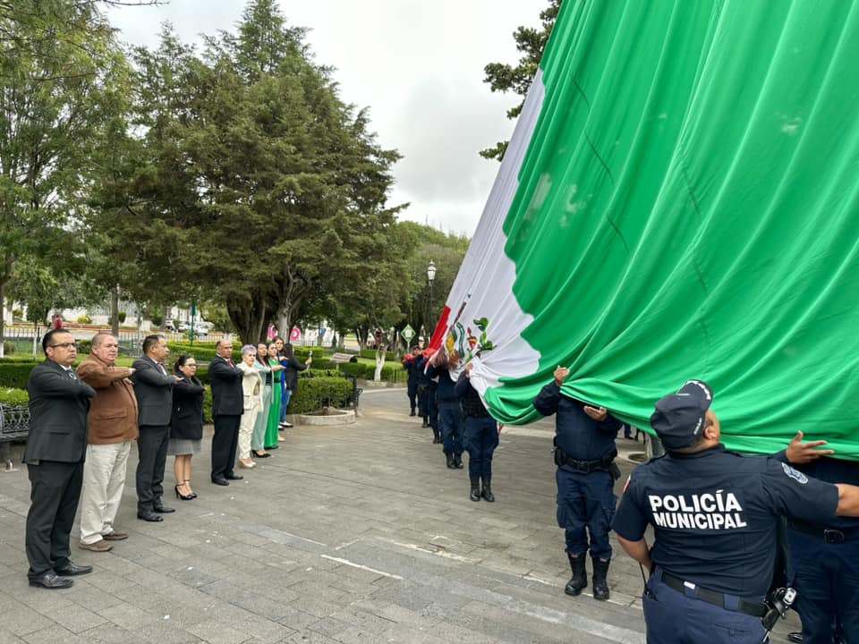 1697396240 113 Esta manana se llevo acabo la remembranza del Lic Antonio