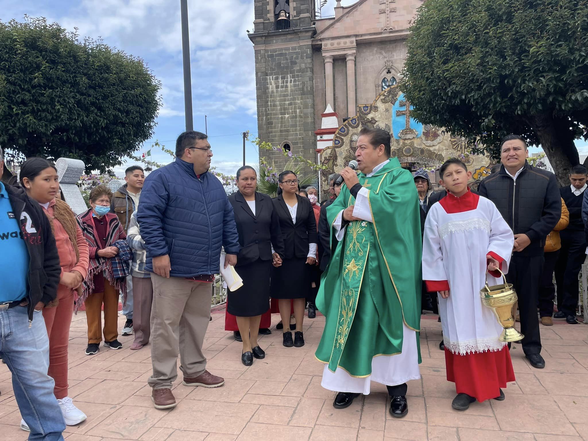 1697404859 562 El dia de hoy el Presidente Isaac Reyes Salazar y