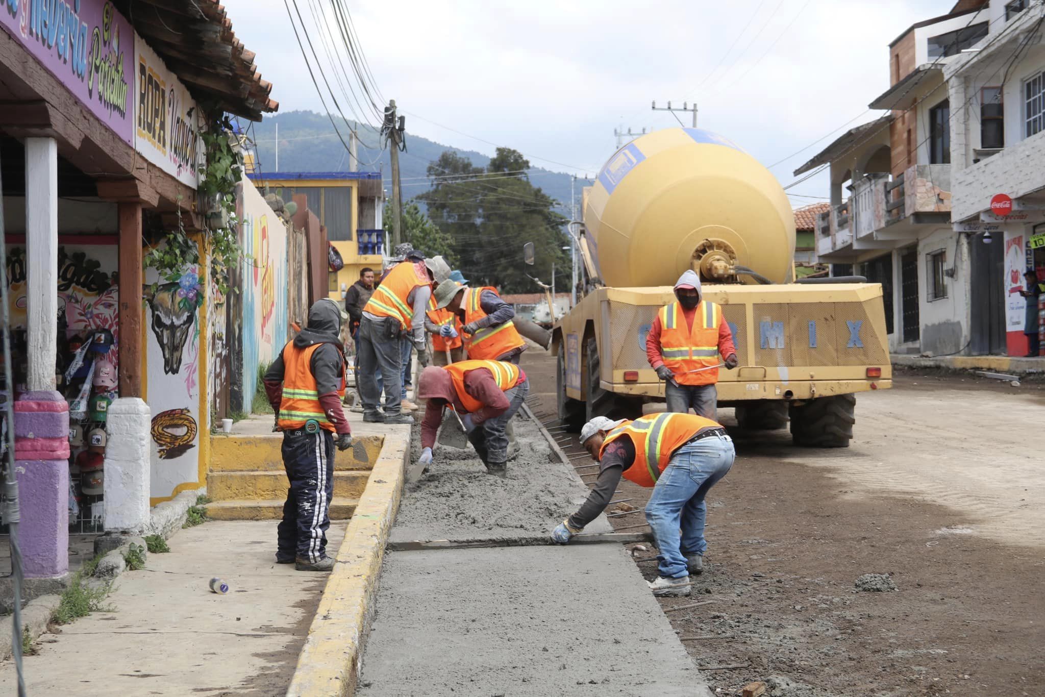 1697489958 633 En Jocotitlan avanzamos con paso firme continuan los trabajos de