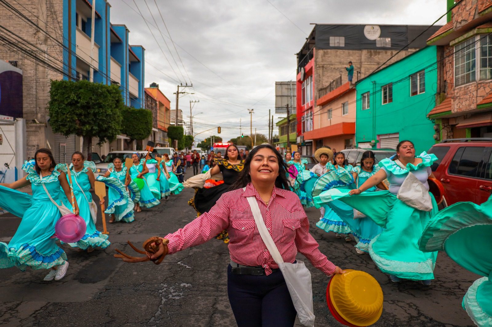 1697495895 173 Imagenes del Desfile de cuadrillas y el espectaculo de pirotecnia