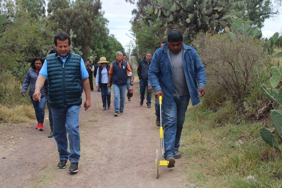 1697546814 655 Nuestro Presidente Municipal en compania de algunos miembros del H