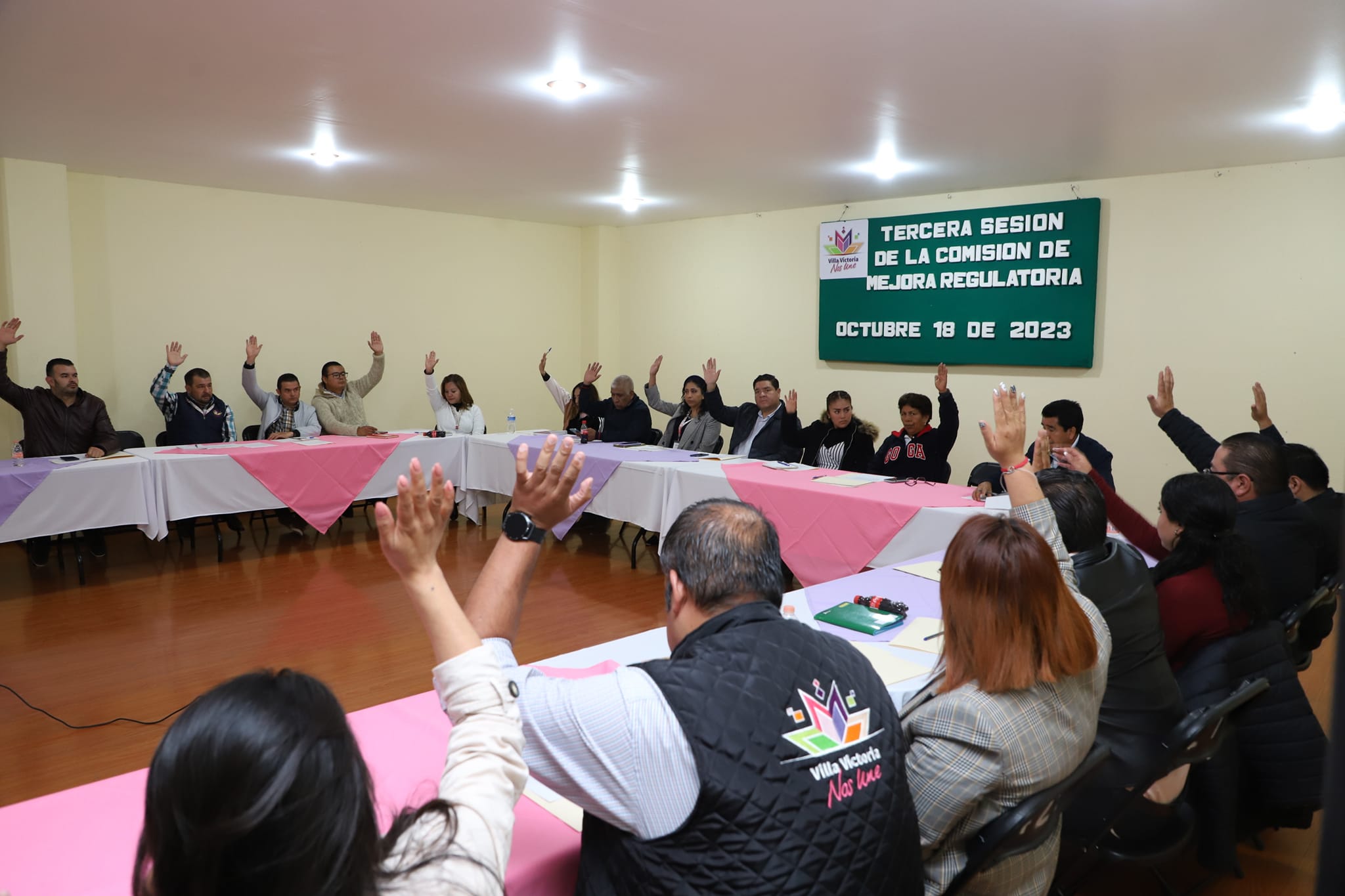 1697650677 306 Durante la Tercera Sesion de la Comision de Mejora Regulatoria