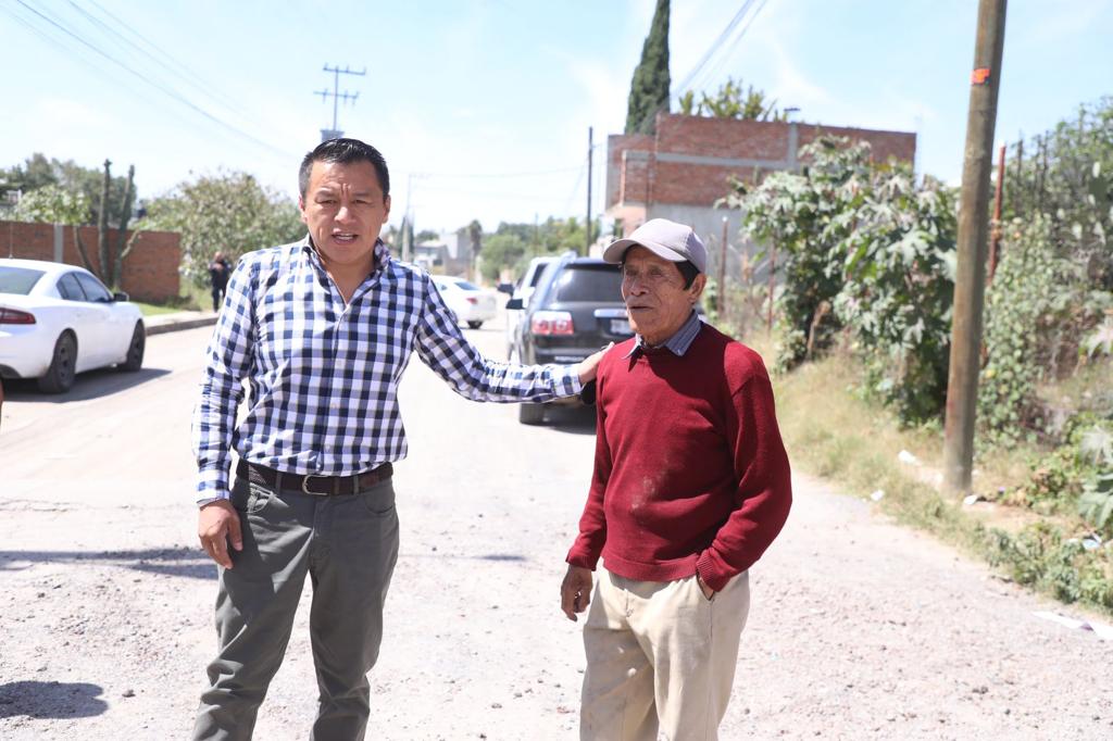 1697657521 611 INICIAMOS CON LA PAVIMENTACION CON CONCRETO HIDRAULICO EN CAMINO ANTIGUO