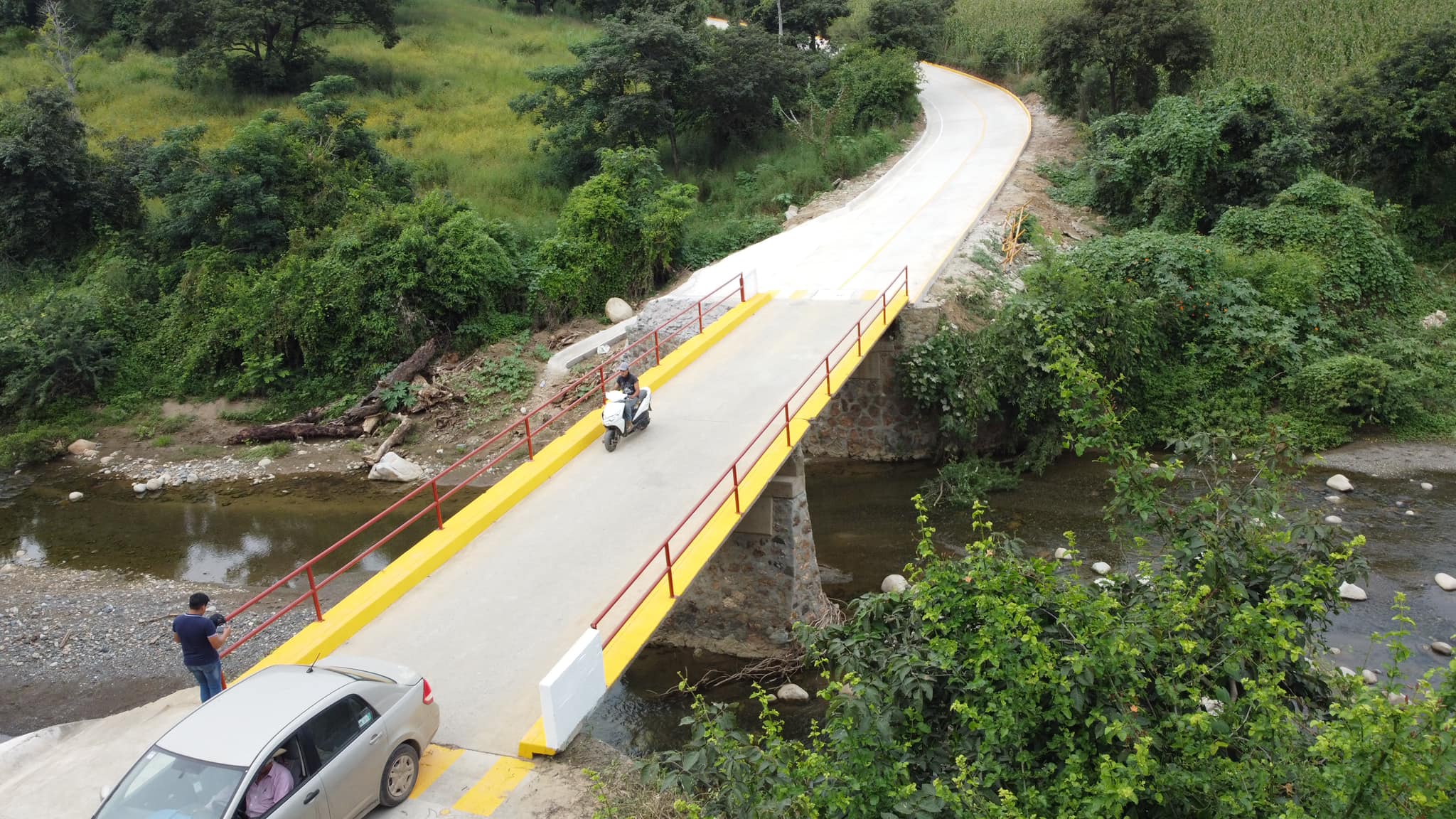 1697665585 952 Inauguramos la pavimentacion de carretera con concreto hidraulico en el