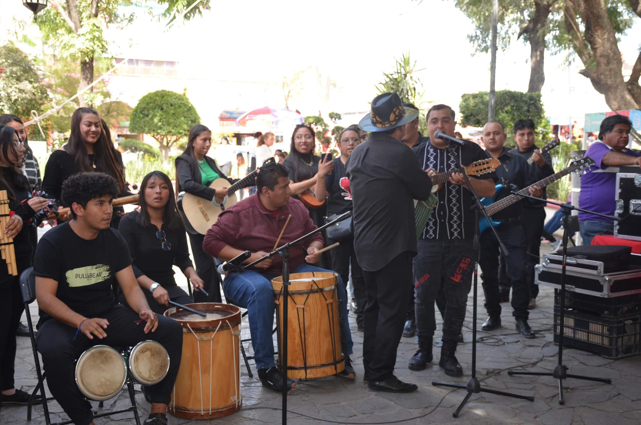 1697719099 382 Finalizamos este primer dia de actividades de nuestra Feria del