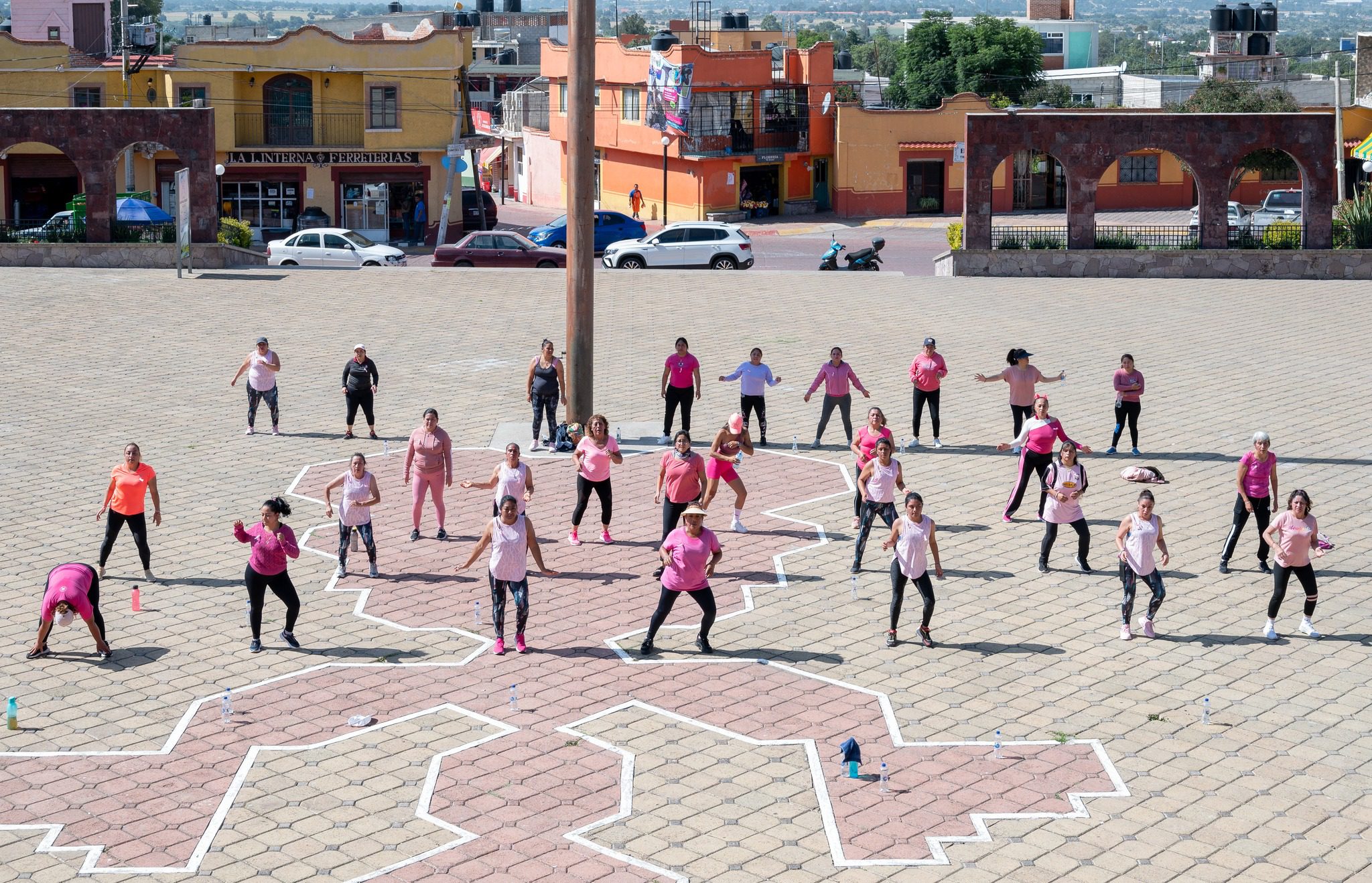 1697746235 485 Con gran entusiasmo la direccion del Instituto de la Mujer