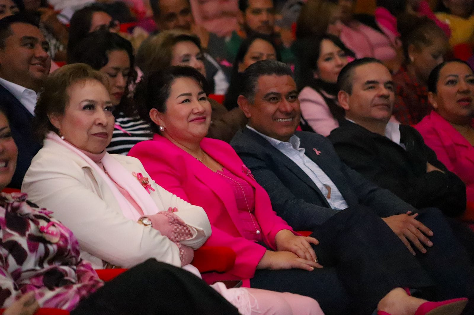 1697805317 795 En compania de la presidenta honoraria de DIF Tlalnepantla Mary