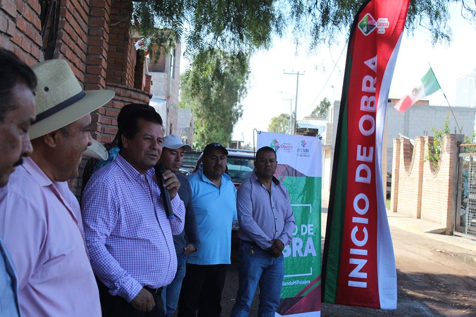 1697806130 772 Nuestro Presidente Municipal en compania de algunos integrantes de nuestro